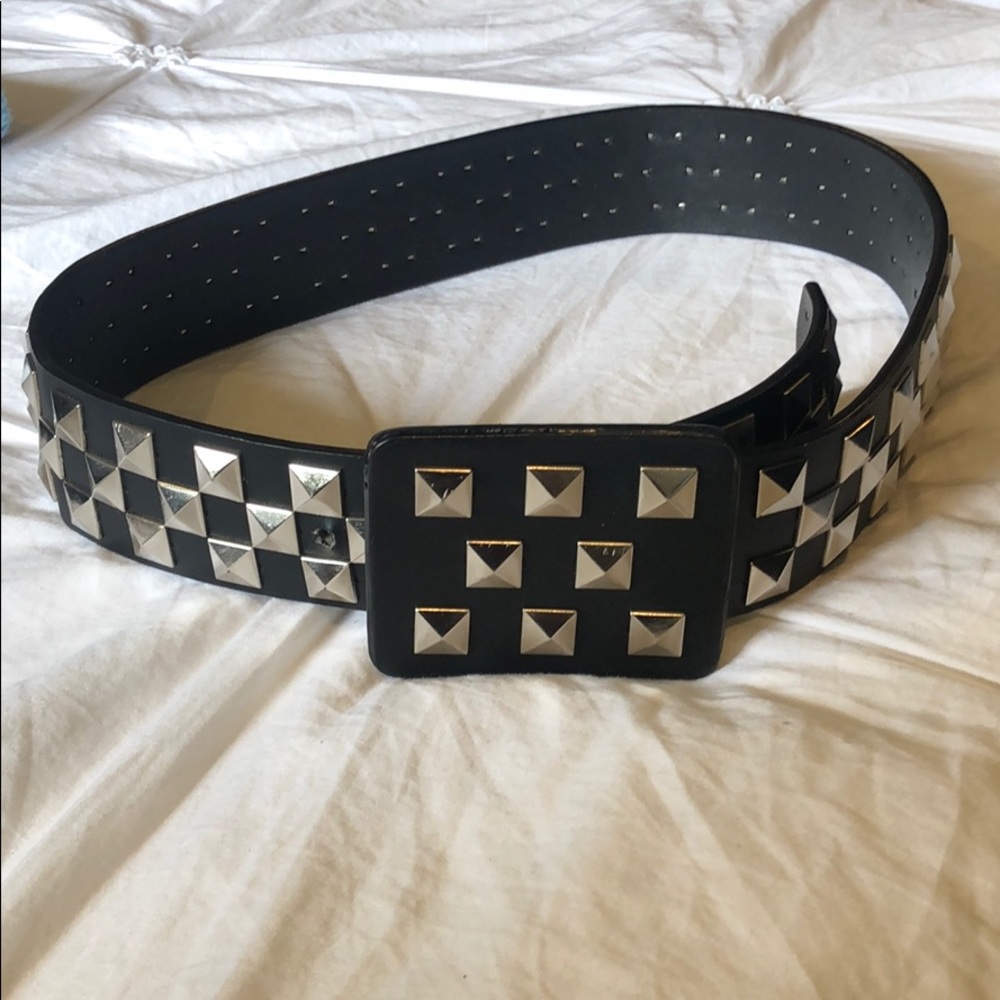 Studded belt